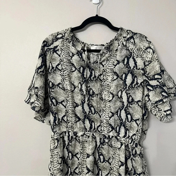 Sign Here Signature Clothing The Lucy Dress Snakeskin Maxi Size L GUC - Picture 3 of 10
